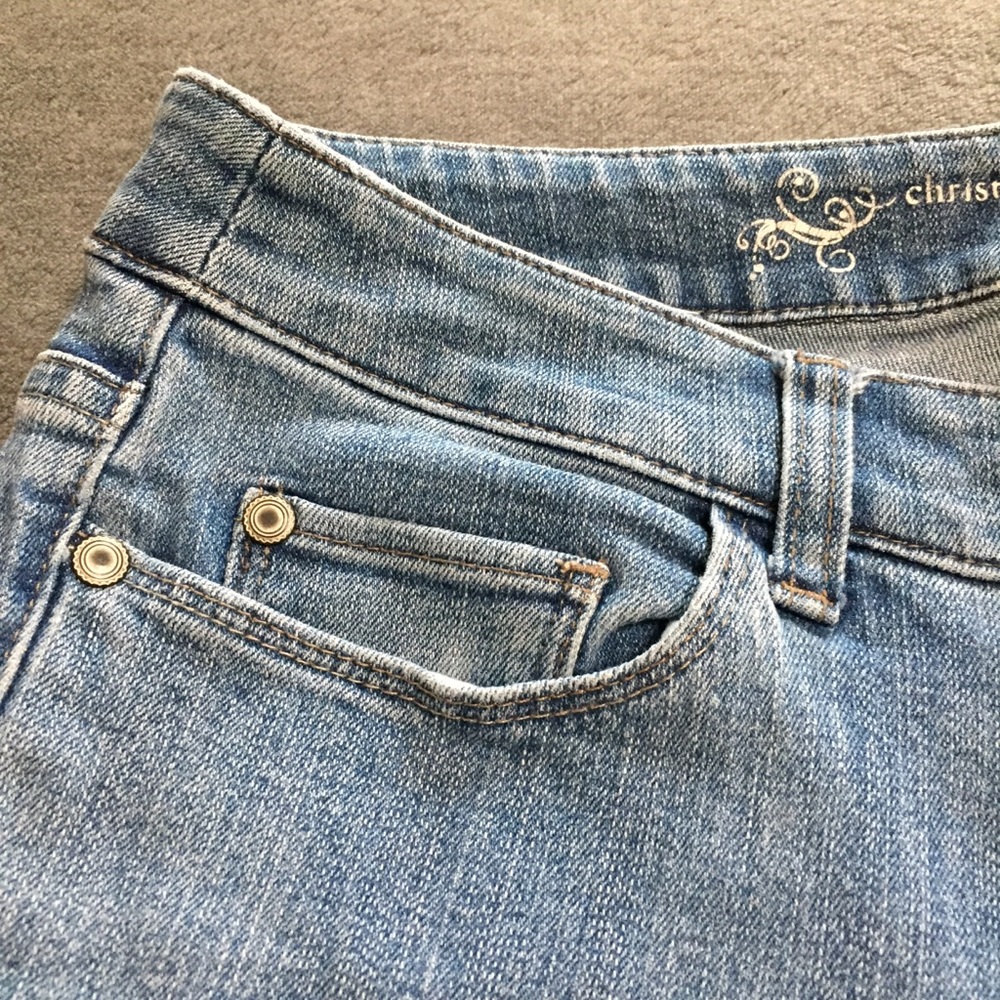 Faded Denim Capris Size 6 Christopher & Banks - Picture 2 of 15